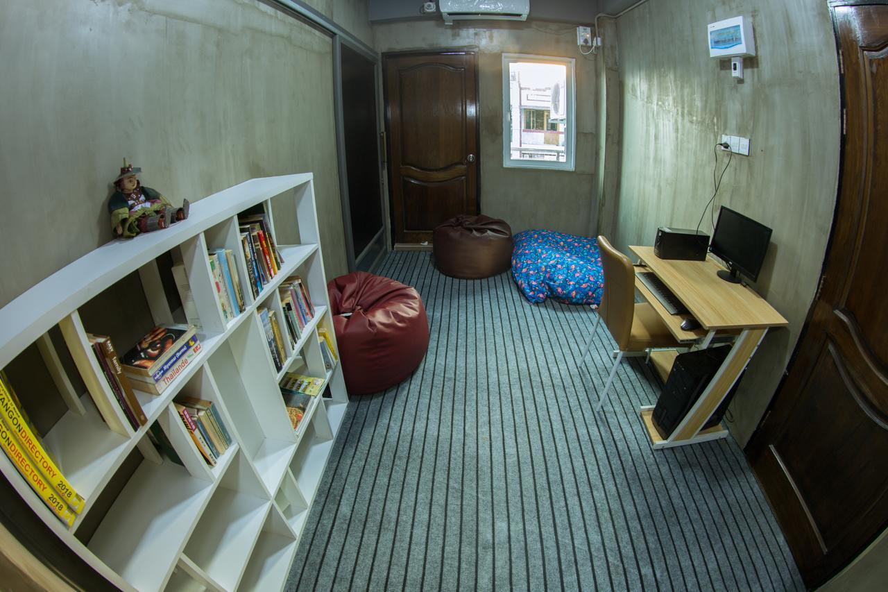 The Lodge Yangon Hostel Екстериор снимка