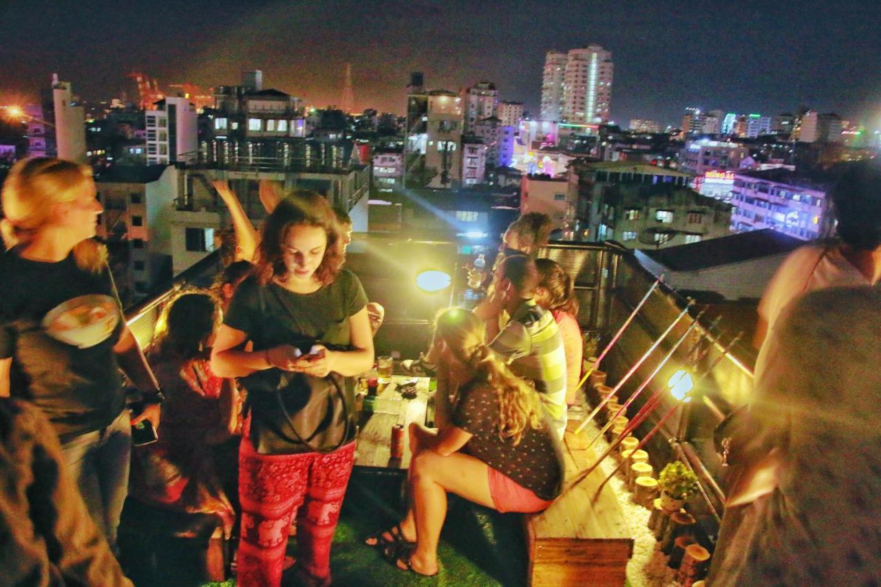 The Lodge Yangon Hostel Екстериор снимка