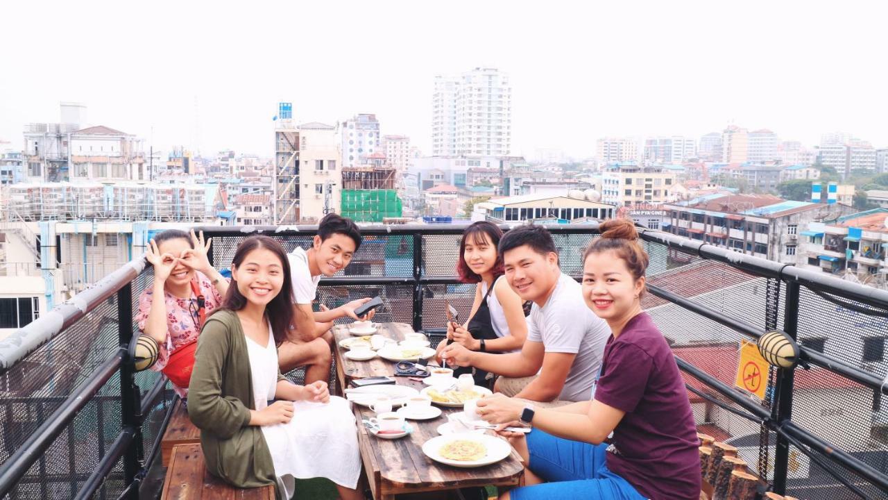 The Lodge Yangon Hostel Екстериор снимка
