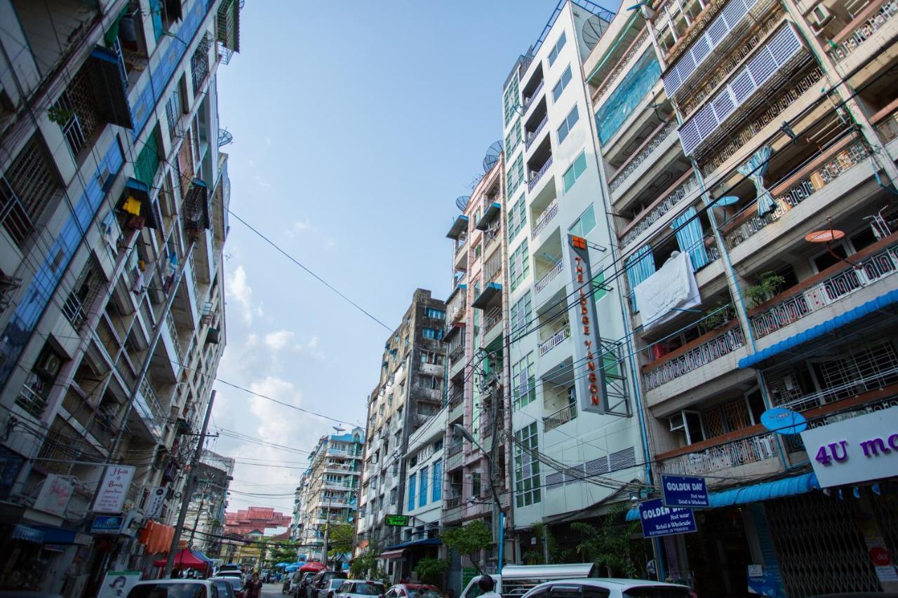 The Lodge Yangon Hostel Екстериор снимка